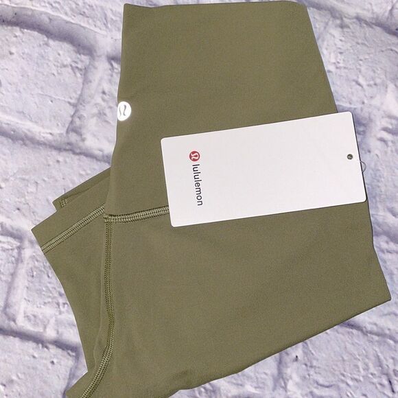 LULULEMON Align 6” Bike Shorts BRONZE GREEN Sage 4 HIGH RISE Nulu size 4 nwt - Picture 2 of 6